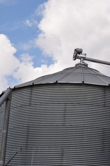 GrainBin_220.jpg